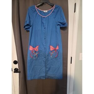 It's a Charm Small Vintage Smock Neck MuuMuu, Blue Floral Gingham Robe,‎ Snap-Up